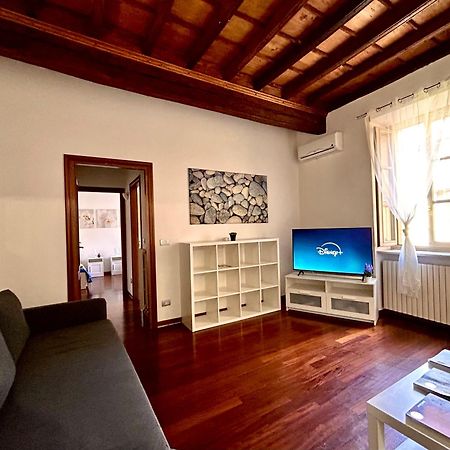 Elegante Appartamento Nel Centro Storico Di Torino Extérieur photo